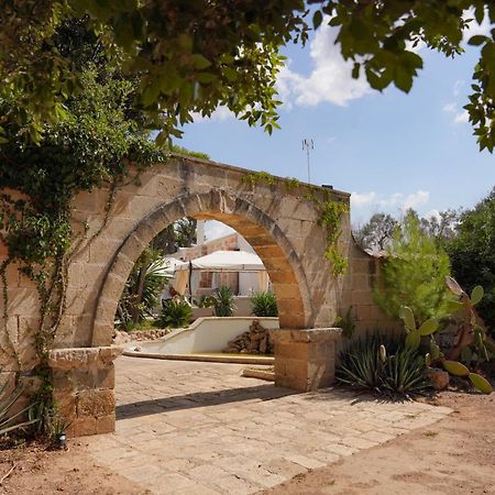 B&B Villa Gallo Torre Squillace Exterior foto