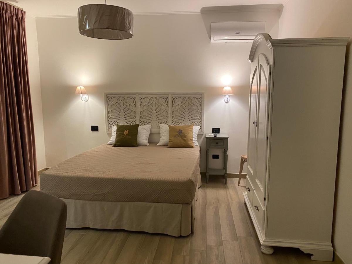 B&B Villa Gallo Torre Squillace Exterior foto